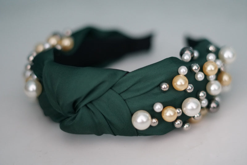 Lola Diadema- Green & Pearls